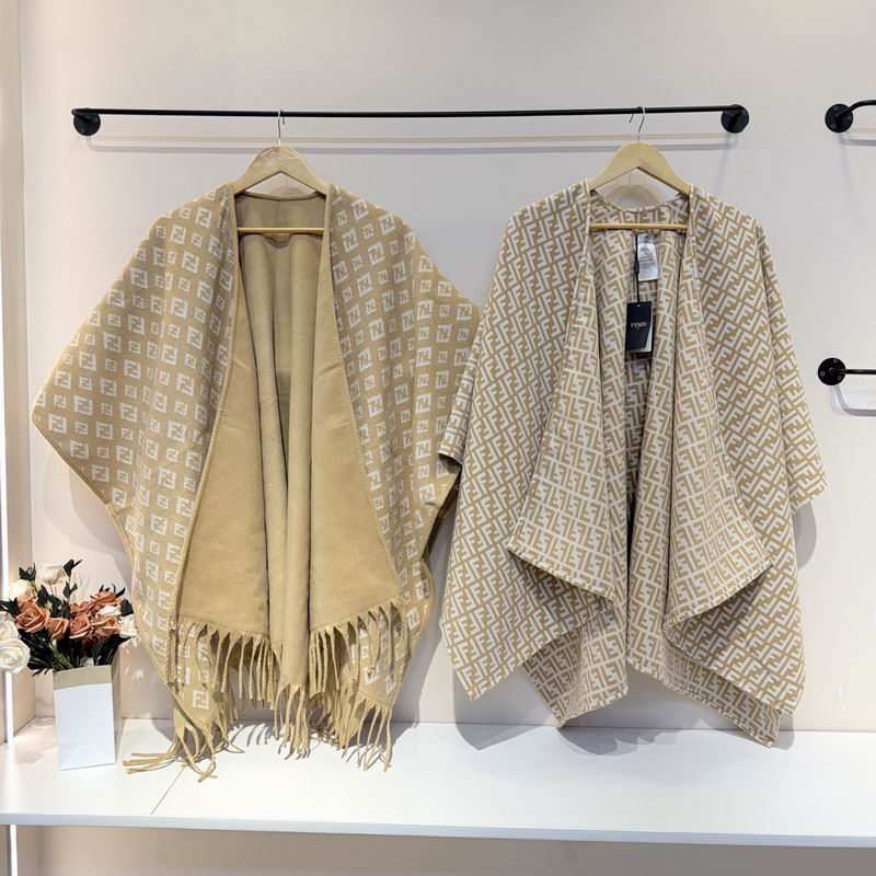 Fendi cloak E081319